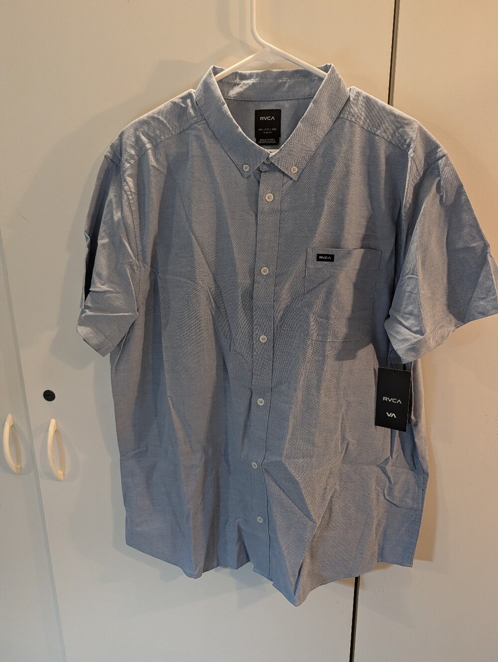 RVCA Mens XXL Slim Fit Light Blue Short Sleeve Button-Down Shirt NWT